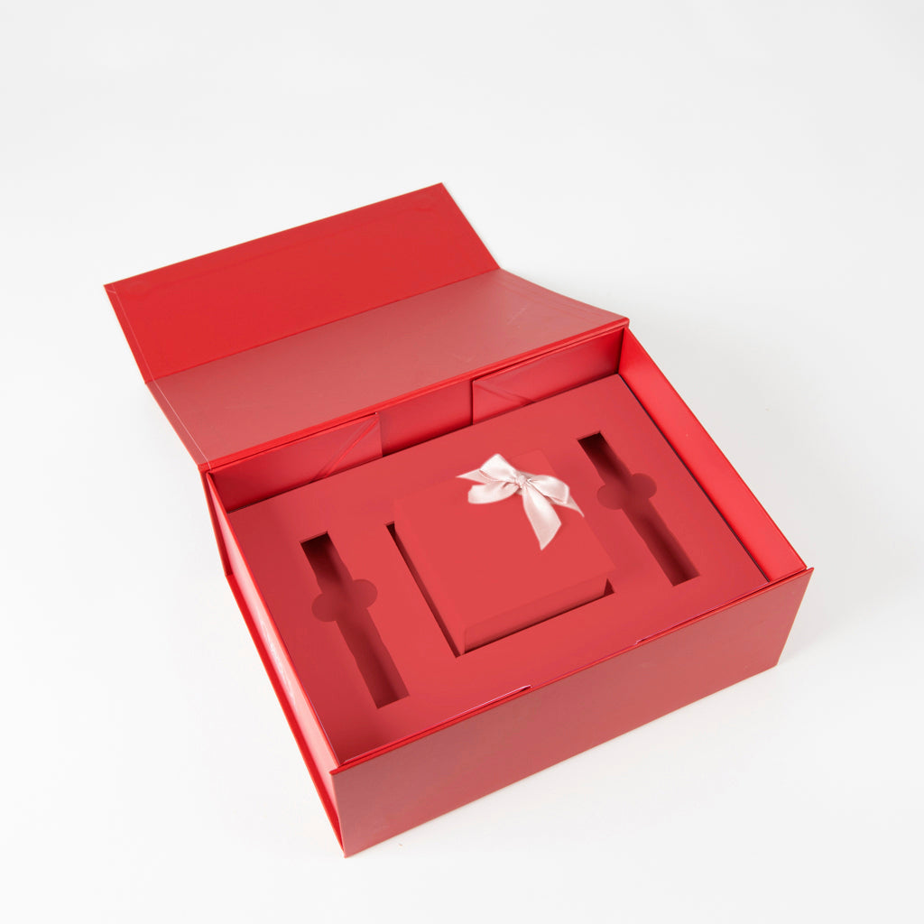 Red internal base for Luxury collapsible boxes - hot stamping