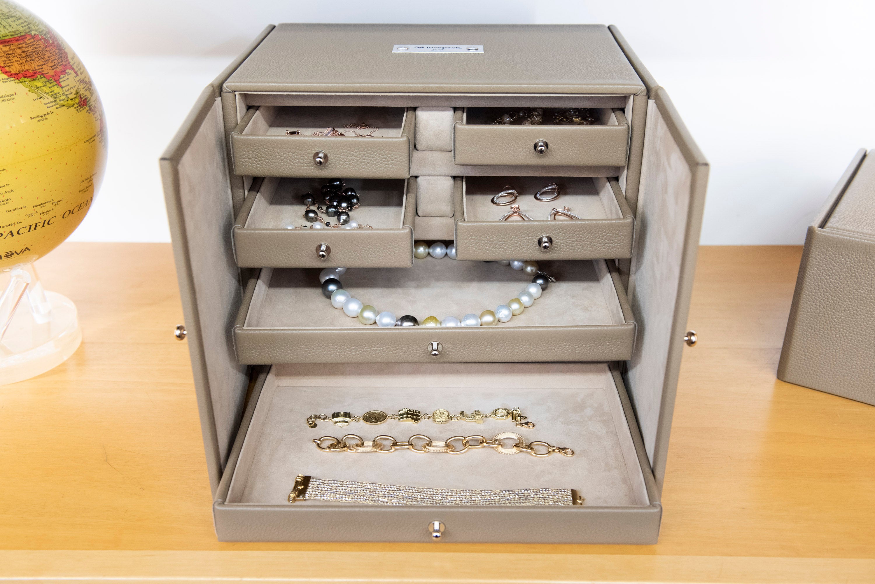 JEWEL - Set of two jewelery boxes